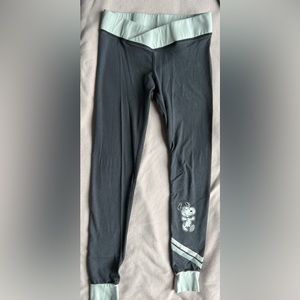 Love Tribe - Peanuts gray/white leggings Size XS